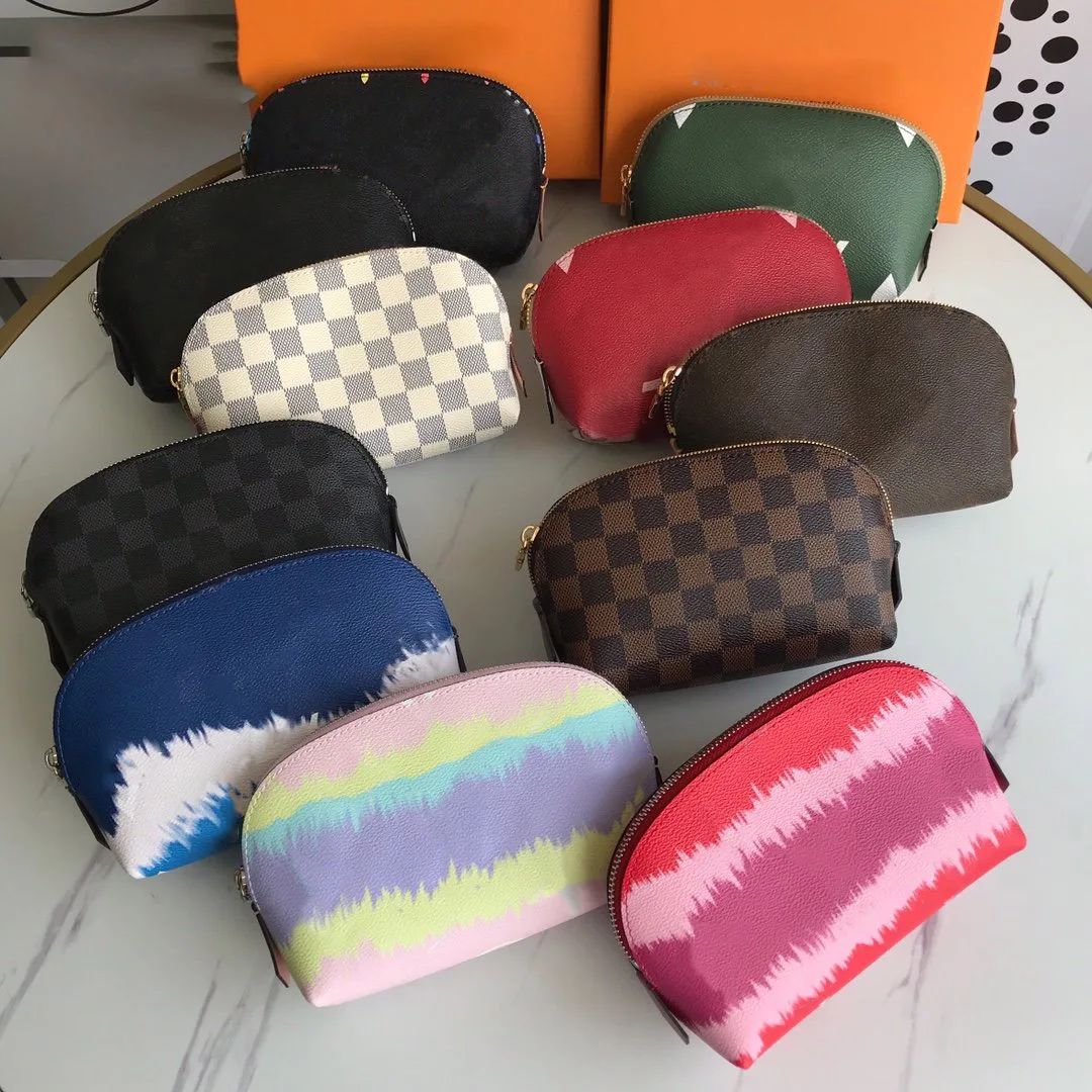 Luxury Brand Designer Louis Makeup Bag Toiletry purse Shell Zippy Cosmetic bag Handbag Orgnizer Monogram Multicolor Check series
Luxury Brand Designer Louis Makeup Bag Toiletry purse Shell Zippy Cosmetic bag Handbag Orgnizer Monogram Multicolor Check series