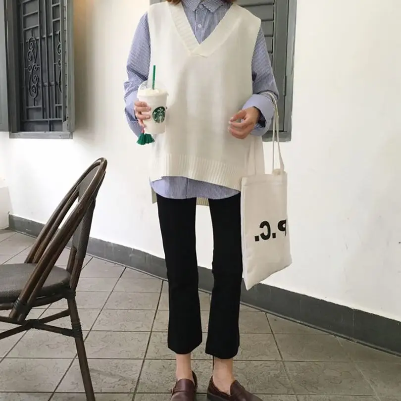 Taotrees Autumn V Neck Women Knitted Vest Coat Female Plus Size Solid Color Casual Sweater Vest
Taotrees Autumn V Neck Women Knitted Vest Coat Female Plus Size Solid Color Casual Sweater Vest