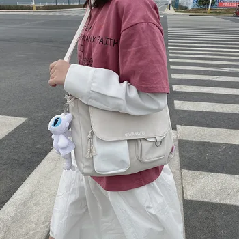 Harajuku tooling style Oxford spinning bag female bag 2020 new wave fashion cartoon student diagonal bag
Harajuku tooling style Oxford spinning bag female bag 2020 new wave fashion cartoon student diagonal bag