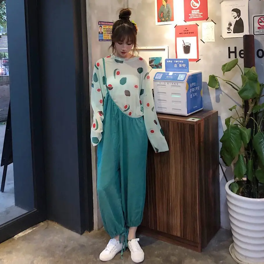 Photo Shoot 2019 Most New Style Avocado Gauze Coat + One-Shoulder Lantern Camisole Suspender Pants
Photo Shoot 2019 Most New Style Avocado Gauze Coat + One-Shoulder Lantern Camisole Suspender Pants
