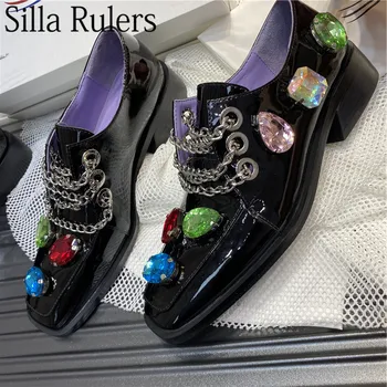 Runway Square Toe Chain Colour Crystal Woman Shoes Square Heels Feather Slip On Brogue Shoes Woman 2020 New Summer Punk Shoes 
Runway Square Toe Chain Colour Crystal Woman Shoes Square Heels Feather Slip On Brogue Shoes Woman 2020 New Summer Punk Shoes