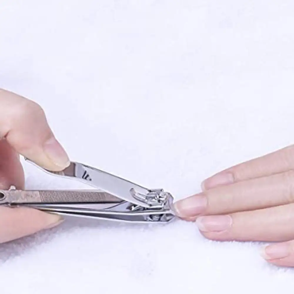 2Pcs Nail Clippers Large And Small General Daily Use High-Strength Carbon Steel Ergonomic Design Sharp Labor-Saving
2Pcs Nail Clippers Large And Small General Daily Use High-Strength Carbon Steel Ergonomic Design Sharp Labor-Saving