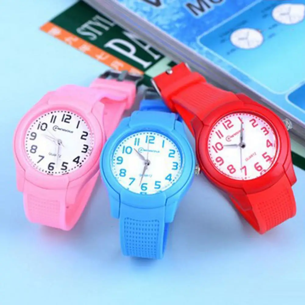 Cute Waterproof Round Dial Soft Silicone Strap Quartz Watch Sport Bracelet For Kids
Cute Waterproof Round Dial Soft Silicone Strap Quartz Watch Sport Bracelet For Kids
