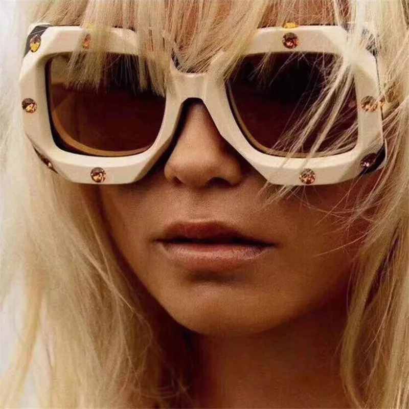 Steampunk Sunglasses Women Vintage Sun Glasses for Woman Thick Square Retro Punk Oversized Eyewear Fashion
Steampunk Sunglasses Women Vintage Sun Glasses for Woman Thick Square Retro Punk Oversized Eyewear Fashion