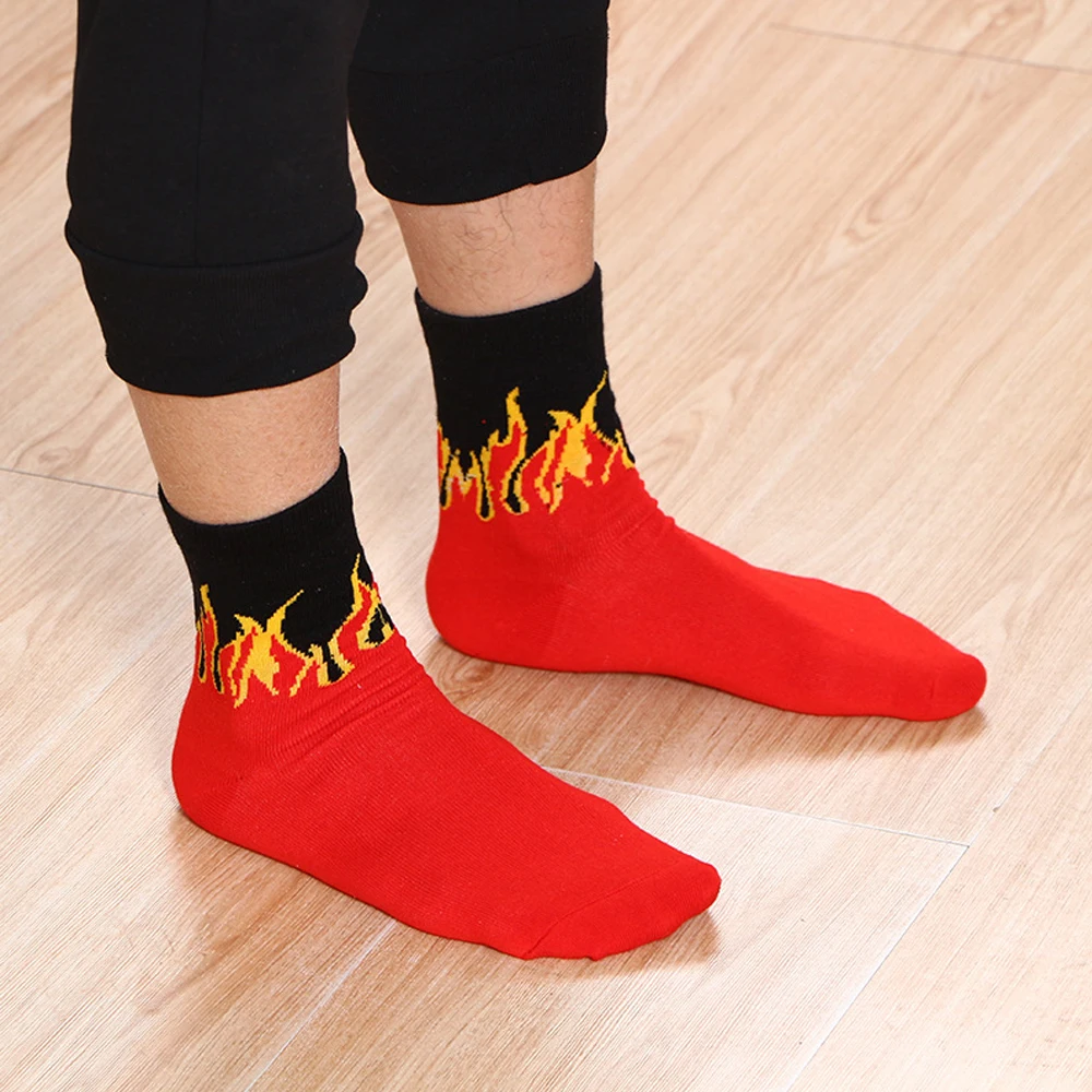 Moda hombre Hip Hop Hit Color On Fire Crew Calcetines rojo llama Blaze Power Torch calor caliente calle Skateboard algodуn calce
Moda hombre Hip Hop Hit Color On Fire Crew Calcetines rojo llama Blaze Power Torch calor caliente calle Skateboard algodуn calce