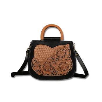 Retro 2020 New Handmade Totem Handbag Genuine Leather Women Bag Cowhide Small Lady Casual Shoulder Crossbody Bags
Retro 2020 New Handmade Totem Handbag Genuine Leather Women Bag Cowhide Small Lady Casual Shoulder Crossbody Bags