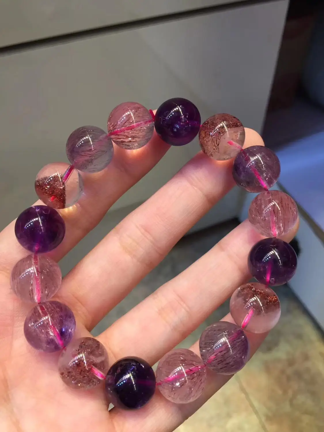 13mm Natural Lepidocrocite Rutilated Quartz Bracelet Super 7 Stone Woman Man Healing Round Beads Bracelets AAAAA Certificate
13mm Natural Lepidocrocite Rutilated Quartz Bracelet Super 7 Stone Woman Man Healing Round Beads Bracelets AAAAA Certificate