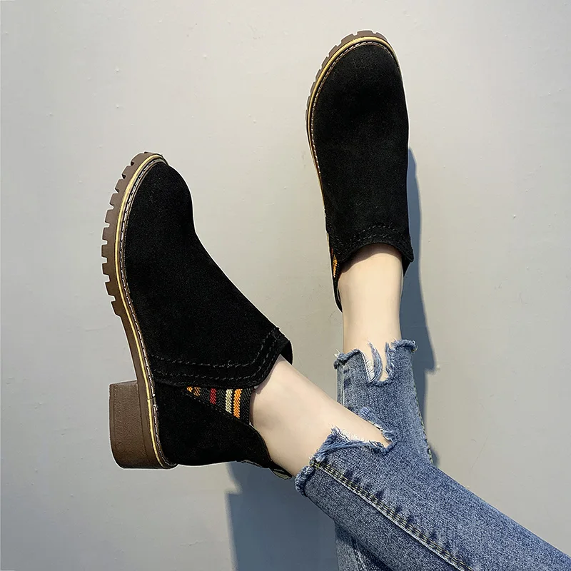Women's Rubber Boots Round Toe Shoes Booties Ladies Low Heels booties Lace Up Luxury Designer Bootee Woman 2019 Rain Mid Calf
Women's Rubber Boots Round Toe Shoes Booties Ladies Low Heels booties Lace Up Luxury Designer Bootee Woman 2019 Rain Mid Calf