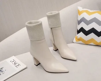 Ankle Boots Women Pointed Toe Genuine Leather Weave Tube Square Heels Zipper 2020 Winter New Fashion Design Luxury Brand Shoes
Ankle Boots Women Pointed Toe Genuine Leather Weave Tube Square Heels Zipper 2020 Winter New Fashion Design Luxury Brand Shoes