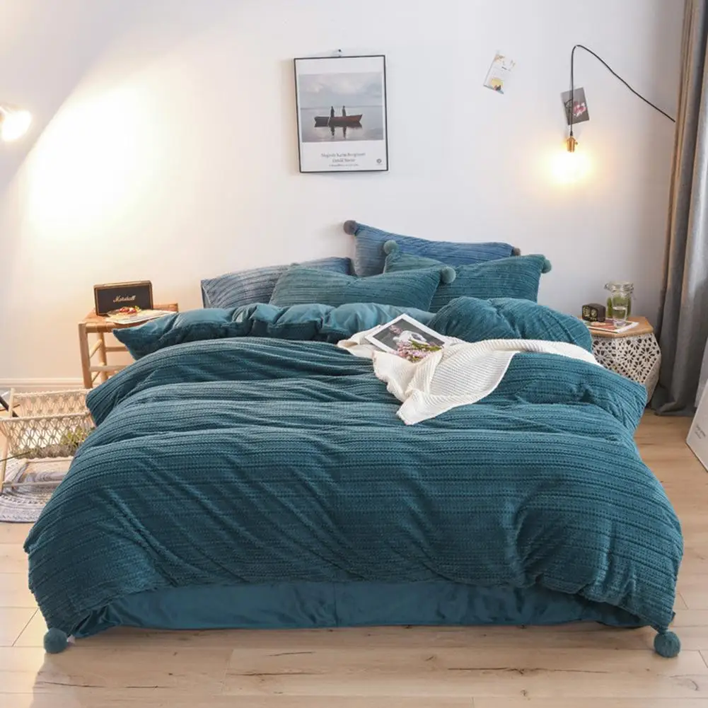2019 soft Bedclothes Duvet Cover Set Winter Warm Kit Solid Color Quilt Cover Comfortable Bedspread Bedding Sets 200*230cm Size
2019 soft Bedclothes Duvet Cover Set Winter Warm Kit Solid Color Quilt Cover Comfortable Bedspread Bedding Sets 200*230cm Size