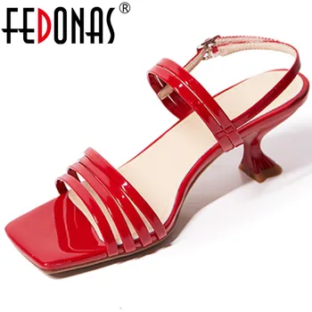 FEDONAS Vintage Fashion Metal Buckle Ladies Sandals 2020 Summer New Genuine Leather High Heels Pumps Wedding Casual Shoes Woman
FEDONAS Vintage Fashion Metal Buckle Ladies Sandals 2020 Summer New Genuine Leather High Heels Pumps Wedding Casual Shoes Woman