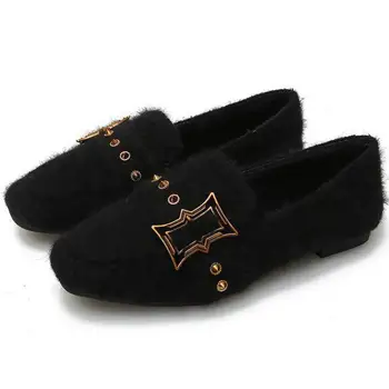 Plus Size 34~44 Women Winter Fur Loafers Plush Flats Warm Shoes Slip On Lady Metal Rivet Casual Shoes Moccasins Womens Footwear 
Plus Size 34~44 Women Winter Fur Loafers Plush Flats Warm Shoes Slip On Lady Metal Rivet Casual Shoes Moccasins Womens Footwear