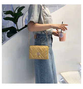 Camelia Shoulder Bag synthetic leather Celebrity Bag
Camelia Shoulder Bag synthetic leather Celebrity Bag