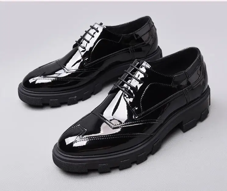men shoes leather Vintage thick soles for casual wear men patent leather black shoes tide shoes fashion Thick-sole men
men shoes leather Vintage thick soles for casual wear men patent leather black shoes tide shoes fashion Thick-sole men