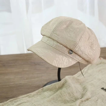 Pure color beret spring and autumn new style British temperament octagonal hat literary painter hat fashion hat 
Pure color beret spring and autumn new style British temperament octagonal hat literary painter hat fashion hat