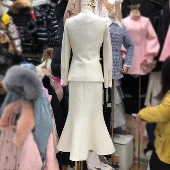 European Stations New Winter Dress Set Women's Court Retro Temperament Suit Wool Woolen Jacket + Fishtail Skirt Ladies Vestidos
European Stations New Winter Dress Set Women's Court Retro Temperament Suit Wool Woolen Jacket + Fishtail Skirt Ladies Vestidos