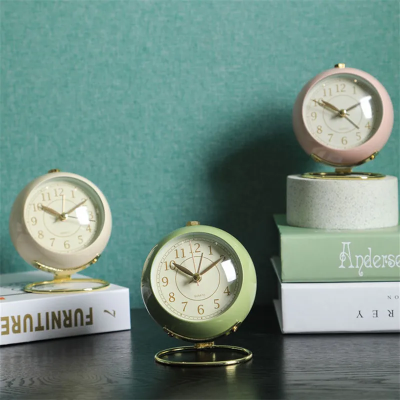 Nordic Office Desktop Small Alarm Clock Student Bedroom Bedside Mute Digital Personality Simple Table Clock Home Decoration
Nordic Office Desktop Small Alarm Clock Student Bedroom Bedside Mute Digital Personality Simple Table Clock Home Decoration
