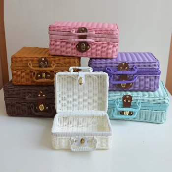 Handmade Rattan Storage Box Retro Rattan Sundries Suitcase Cosmetic Organizer Jewelry Box Woman Handbag Decorative Prop Basket
Handmade Rattan Storage Box Retro Rattan Sundries Suitcase Cosmetic Organizer Jewelry Box Woman Handbag Decorative Prop Basket