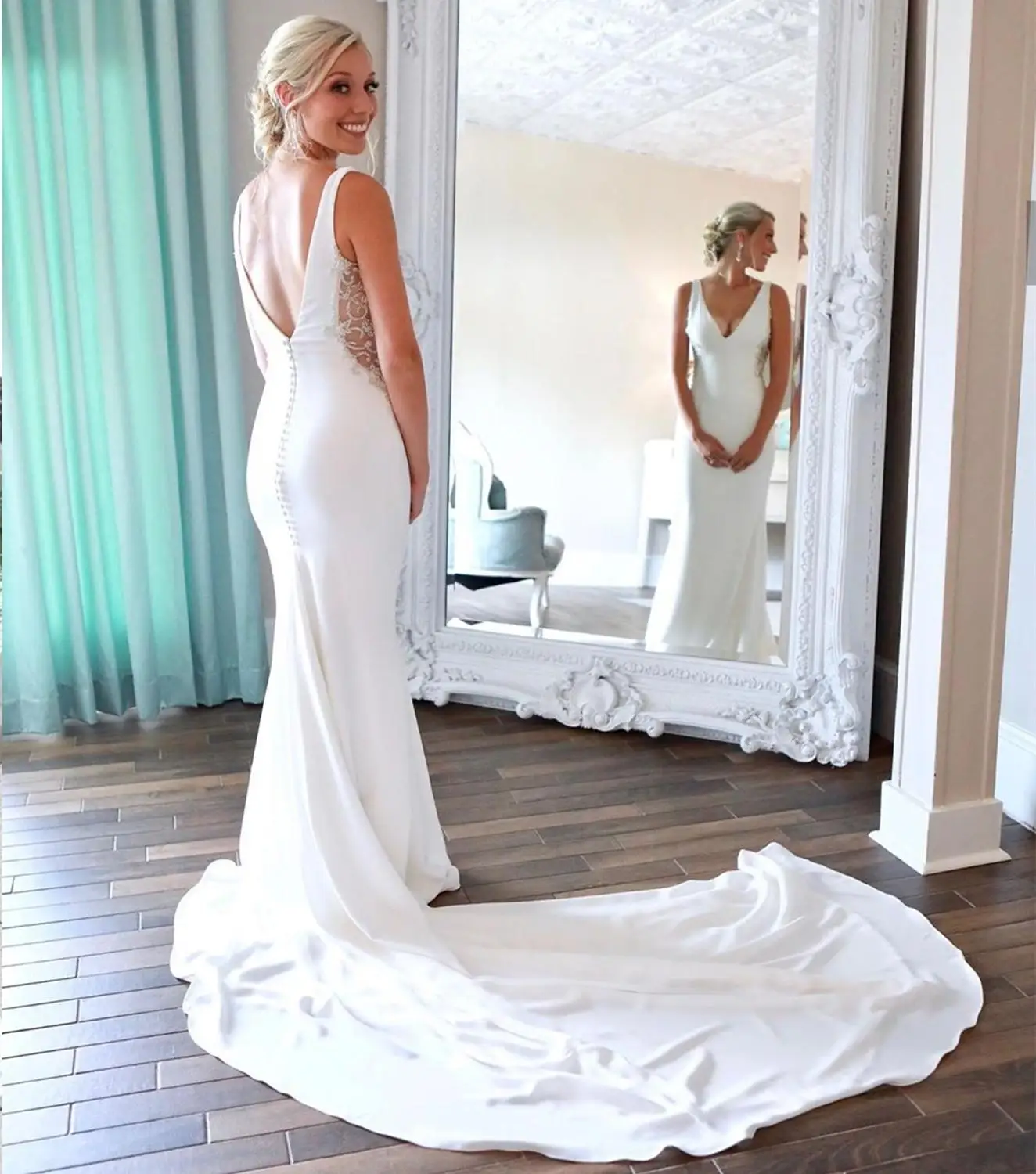 Mermaid Wedding Dress Open Back Lace Sleeveless V-Neck Satin Backless Sleeveless Bridal Gowns Plus Size Custom Bride Dress
Mermaid Wedding Dress Open Back Lace Sleeveless V-Neck Satin Backless Sleeveless Bridal Gowns Plus Size Custom Bride Dress