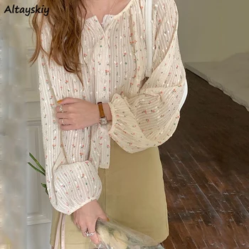 Blusas Casuais de Verão: Uma Toque de Elegância e Conforto 14 Women Blouses Floral Single Breasted O-neck Chiffon Patchwork Sweet Tender Elegant Lantern Sleeve Ulzzang Fairy Retro Shirts New