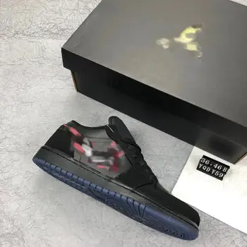 2020 Classic Celebrity Catwalk Black red Hand drawn doodle sneakers Unisex Low-top trending Sport Shoes Casual Skateboard Shoes
2020 Classic Celebrity Catwalk Black red Hand drawn doodle sneakers Unisex Low-top trending Sport Shoes Casual Skateboard Shoes