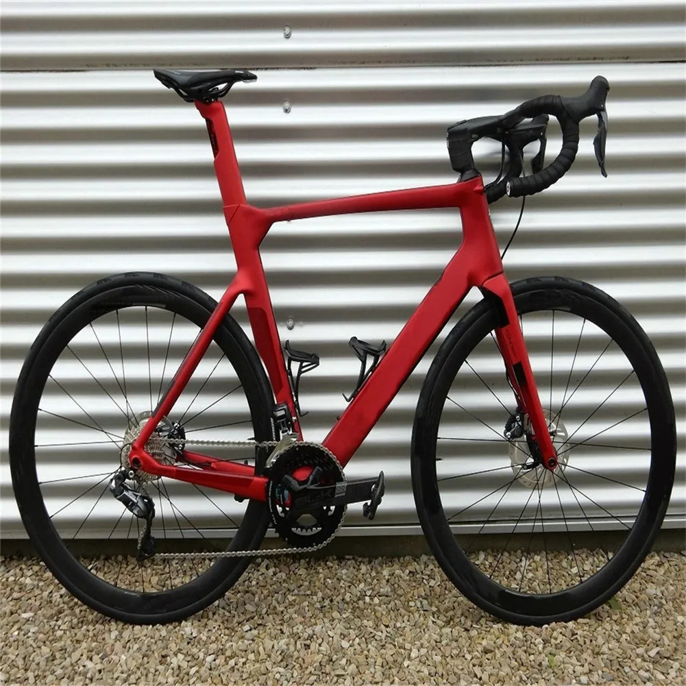 

T1000 DISK Disc Concept Red Carbon Road Complete Bike with Disc R7020 Groupset 50mm disk brake wheelset handlebar saddle