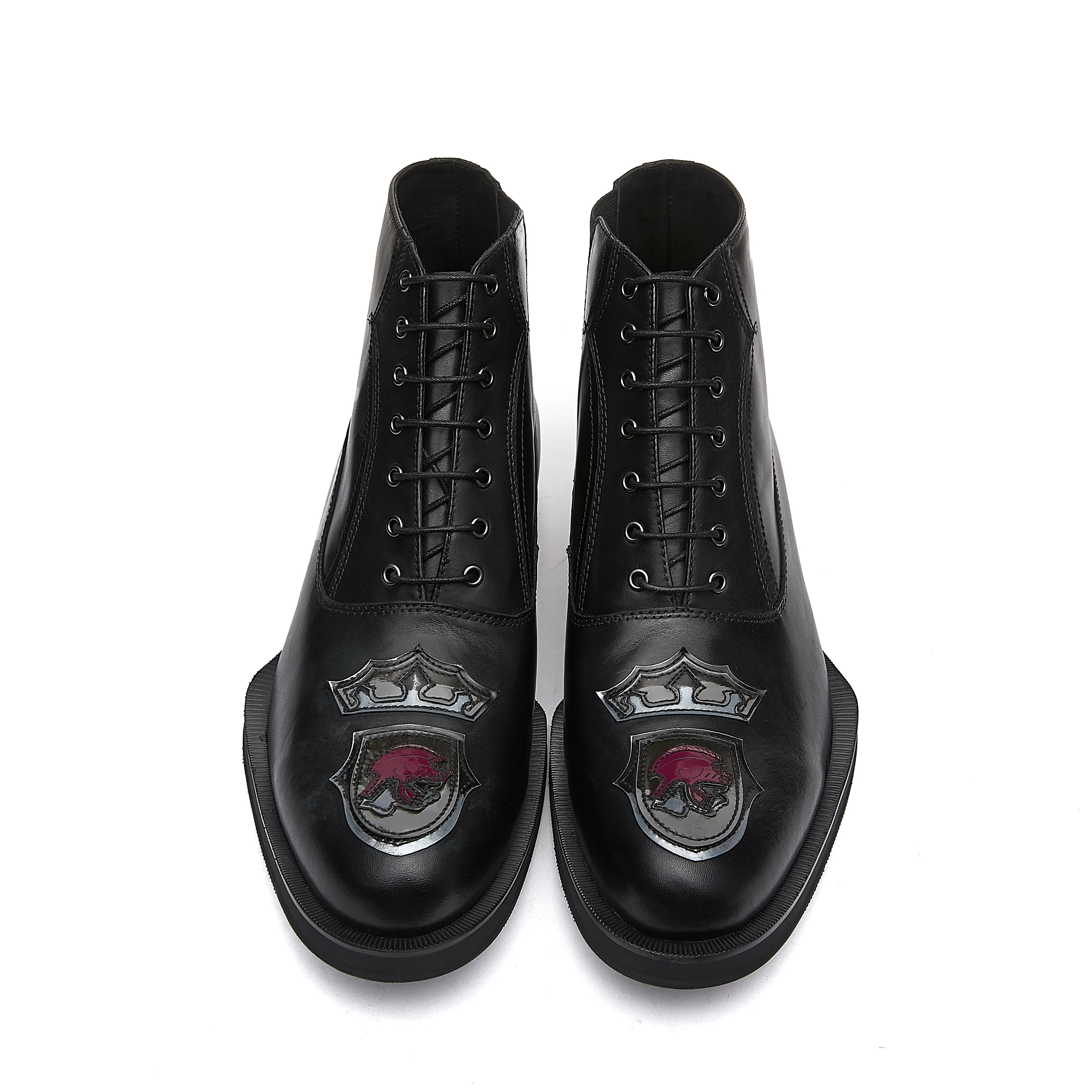 The Martin boots, the Korean version of the British lace-up, the low-top breathable Bullock, the Chelsea boot, the real leather
The Martin boots, the Korean version of the British lace-up, the low-top breathable Bullock, the Chelsea boot, the real leather