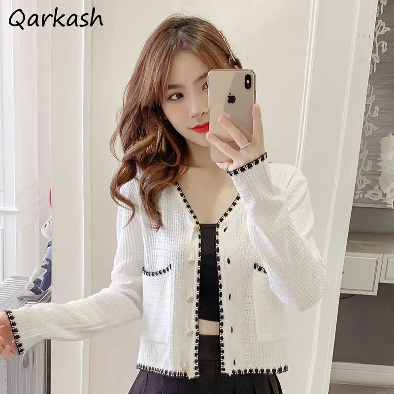 

Cardigan Women Spring High Street Elegant Cropped Soft V-neck Pocket Knitted Simple Vintage Casual Ladies All-match Popular New