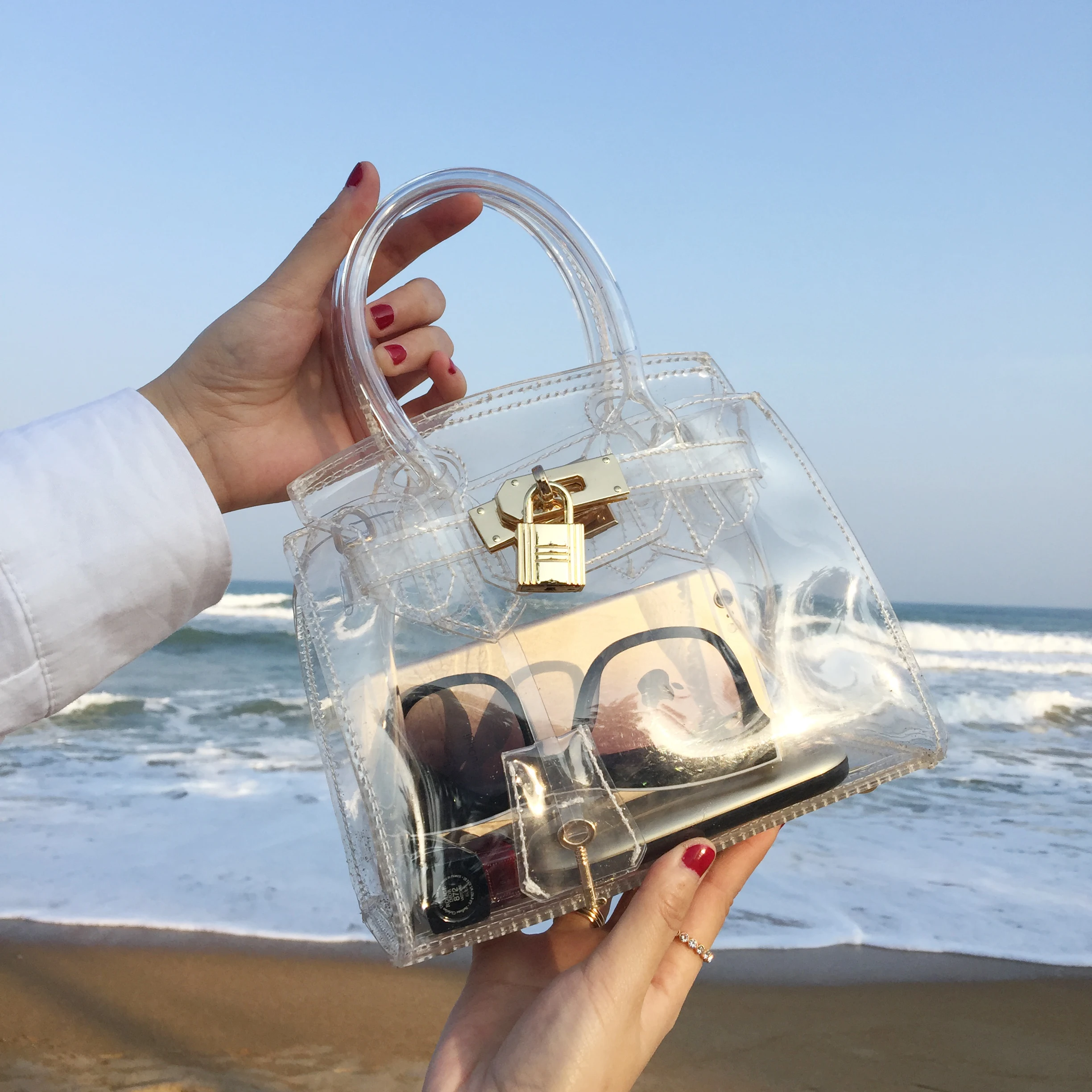 Waterproof Ladies Hand Bags Transparent Bags Fashion Women Beach Mysterious Ladies Shoulder Bag Cutch Messenger Bolsa Feminina
Waterproof Ladies Hand Bags Transparent Bags Fashion Women Beach Mysterious Ladies Shoulder Bag Cutch Messenger Bolsa Feminina