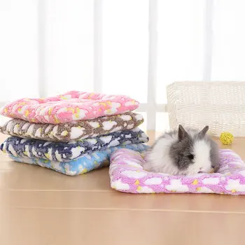 Small Animal Bed Cushion Soft Cushion for Guinea Pig Hamster Squirrel Hedgehog Rabbit Chinchilla Warm Bed Mat House Nest
Small Animal Bed Cushion Soft Cushion for Guinea Pig Hamster Squirrel Hedgehog Rabbit Chinchilla Warm Bed Mat House Nest