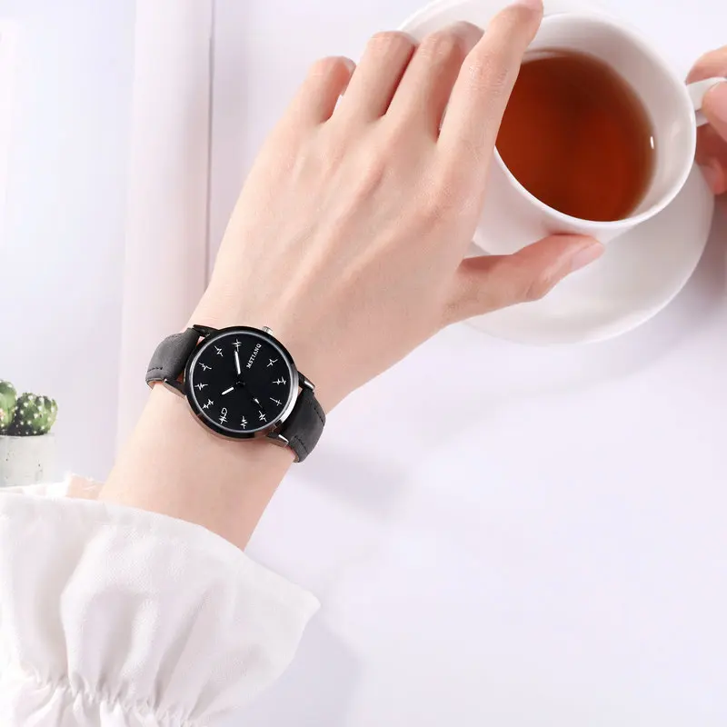 South Korea Small Dial Watch Women's Middle School Students Korean-style Simple Casual Waterproof Glorious Fashion Elegant Quart
South Korea Small Dial Watch Women's Middle School Students Korean-style Simple Casual Waterproof Glorious Fashion Elegant Quart