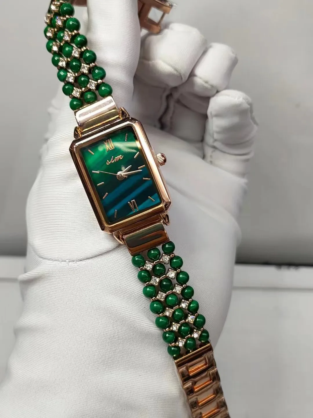 Женские Ювелирные изделия из натурального драгоценного камня
Женские Ювелирные изделия из натурального драгоценного камня