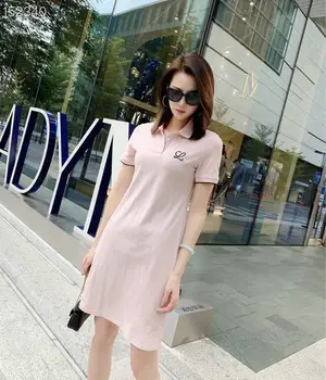 2020 Spring Autumn Fall Runway Short Sleeve White / Pink / Dark Blue Women Dress Embroidery Slim Elegant High Fashion Hot Dress
2020 Spring Autumn Fall Runway Short Sleeve White / Pink / Dark Blue Women Dress Embroidery Slim Elegant High Fashion Hot Dress