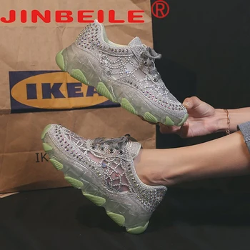JINBEILE New Transparent Sneakers Women Harajuku Breathable Ladies Platform Jelly Shoes Casual Shoes Women Shining sports shoes
JINBEILE New Transparent Sneakers Women Harajuku Breathable Ladies Platform Jelly Shoes Casual Shoes Women Shining sports shoes