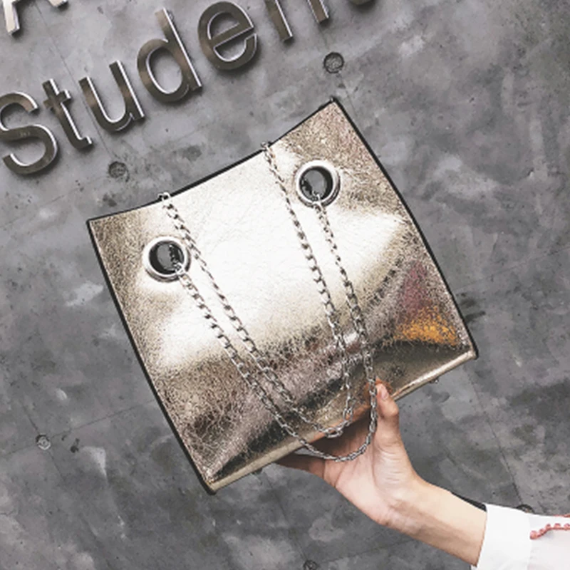 Fashion Chain Glossy Crack Big Tote Women Handbags Korean Style Chain Shoulder Bags For Ladies Solid Color Messenger Bag Purses
Fashion Chain Glossy Crack Big Tote Women Handbags Korean Style Chain Shoulder Bags For Ladies Solid Color Messenger Bag Purses