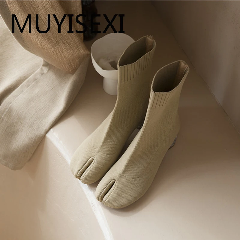 Toe Separation Ankle Boots Elastic knitting Autumn Women Brand Design Gladiator 5cm Square High Heel Shoes Women MEI04 MUYISEXI
Toe Separation Ankle Boots Elastic knitting Autumn Women Brand Design Gladiator 5cm Square High Heel Shoes Women MEI04 MUYISEXI