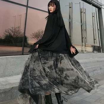 LANMREM 2020 Season spring and autumn printed silk pleated big bottoms A-line vintage girl's halfbody skirt WL88702L
LANMREM 2020 Season spring and autumn printed silk pleated big bottoms A-line vintage girl's halfbody skirt WL88702L