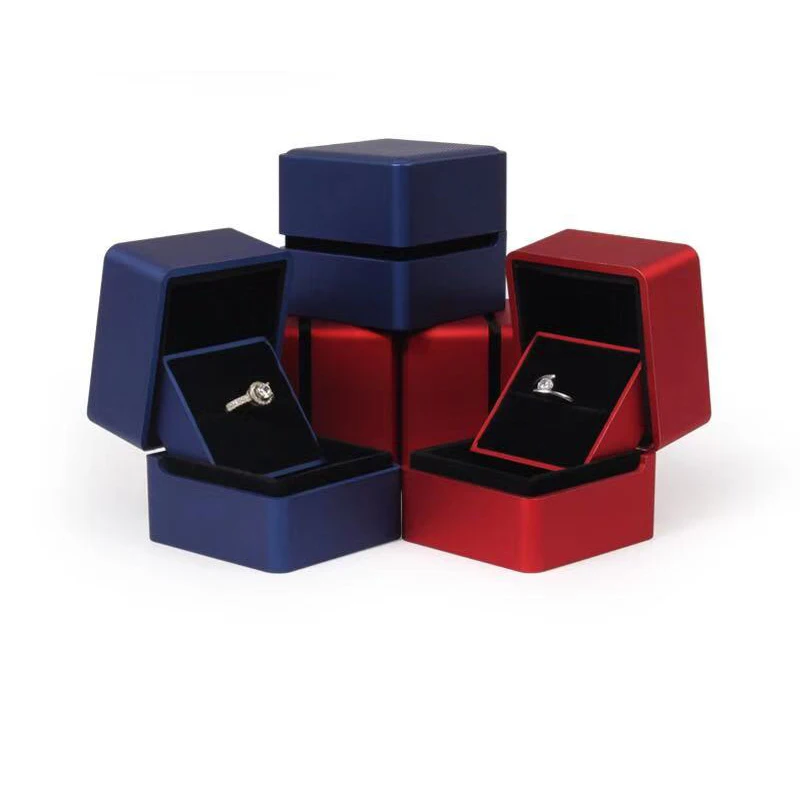 Good Quality Jewellery Box Creative Wedding Proposal Fashional Ring Gift Package Boxes Wholesale Stock
Good Quality Jewellery Box Creative Wedding Proposal Fashional Ring Gift Package Boxes Wholesale Stock