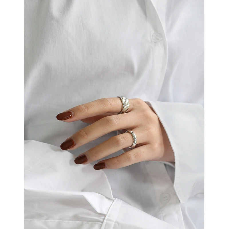 Personality Big Wave Ring 925 Sterling Silver Smooth Grain Open Ring Western Europe 18k Gold Ring For Women Fine Jewelry Gift
Personality Big Wave Ring 925 Sterling Silver Smooth Grain Open Ring Western Europe 18k Gold Ring For Women Fine Jewelry Gift