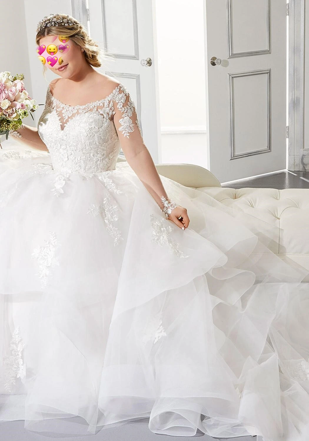 Beading Appliques Lace Wedding Dresses Illusion Long Sleeve Vestidos De Novia Renda China Elegant Bridal Gowns Plus Size
Beading Appliques Lace Wedding Dresses Illusion Long Sleeve Vestidos De Novia Renda China Elegant Bridal Gowns Plus Size
