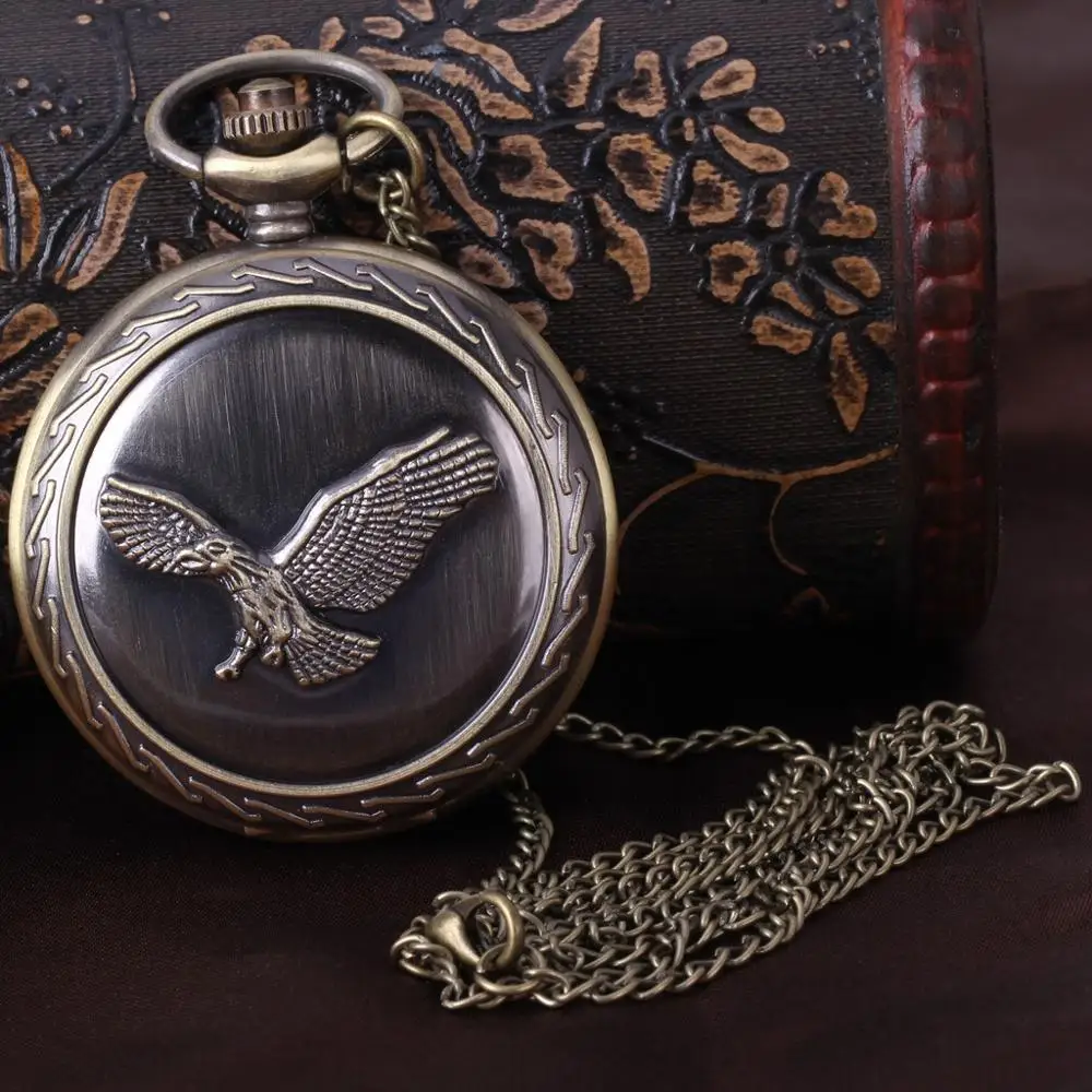 Quartz pocket watch retro Nostalgia Large Eagle Pocket Watch Flying Eagle General Carved Pocket Watch Men With Necklaces Gifts
Quartz pocket watch retro Nostalgia Large Eagle Pocket Watch Flying Eagle General Carved Pocket Watch Men With Necklaces Gifts