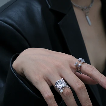 HUANZHI 2020 New Punk Irregular Bump Wide Tin foil Wrinkles Texture Volcanic Cross Pearl Open Adjustable Rings for Women Ring
HUANZHI 2020 New Punk Irregular Bump Wide Tin foil Wrinkles Texture Volcanic Cross Pearl Open Adjustable Rings for Women Ring