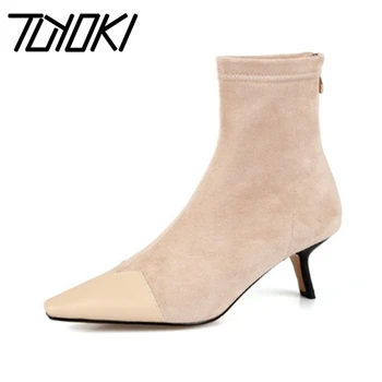 Tuyoki 2021 Women Short Boots Pointed Toe Patchwork Zipper Thin Heel Shoes Flock Sexy Boots Ladies Footwear Winter Size 32-43
Tuyoki 2021 Women Short Boots Pointed Toe Patchwork Zipper Thin Heel Shoes Flock Sexy Boots Ladies Footwear Winter Size 32-43