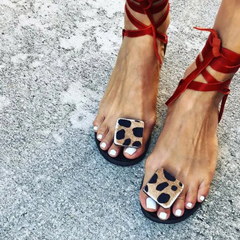 women's summer shoes Roman Summer Flats Sandal Gladiator ankle lace up Retro Woman casual shoes Leopard print big size 
women's summer shoes Roman Summer Flats Sandal Gladiator ankle lace up Retro Woman casual shoes Leopard print big size