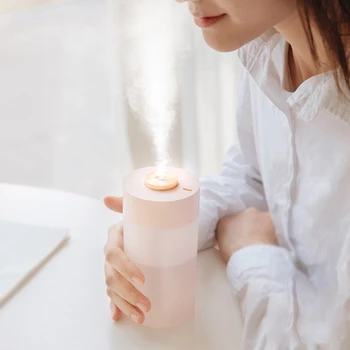 Home Large Capacity Portable Desktop Air Humidifier USB Mist Maker Aroma Essential Oil Diffuser Fogger Small Household
Home Large Capacity Portable Desktop Air Humidifier USB Mist Maker Aroma Essential Oil Diffuser Fogger Small Household