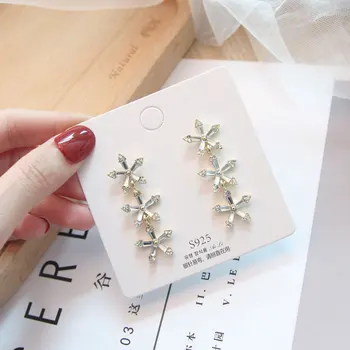 Elegant Flower Tassel Earring Female S925 Silver Needle Super Shiny High Grade Feeling Zircon Earring Net Red Face Thin Ear Ring
Elegant Flower Tassel Earring Female S925 Silver Needle Super Shiny High Grade Feeling Zircon Earring Net Red Face Thin Ear Ring