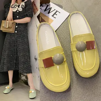 

Korean Version Of The Candy-colored Patent Leather Button Baotou Drag Outdoor Wear 2020 Half Drag Lazy Muller Shoes Summer