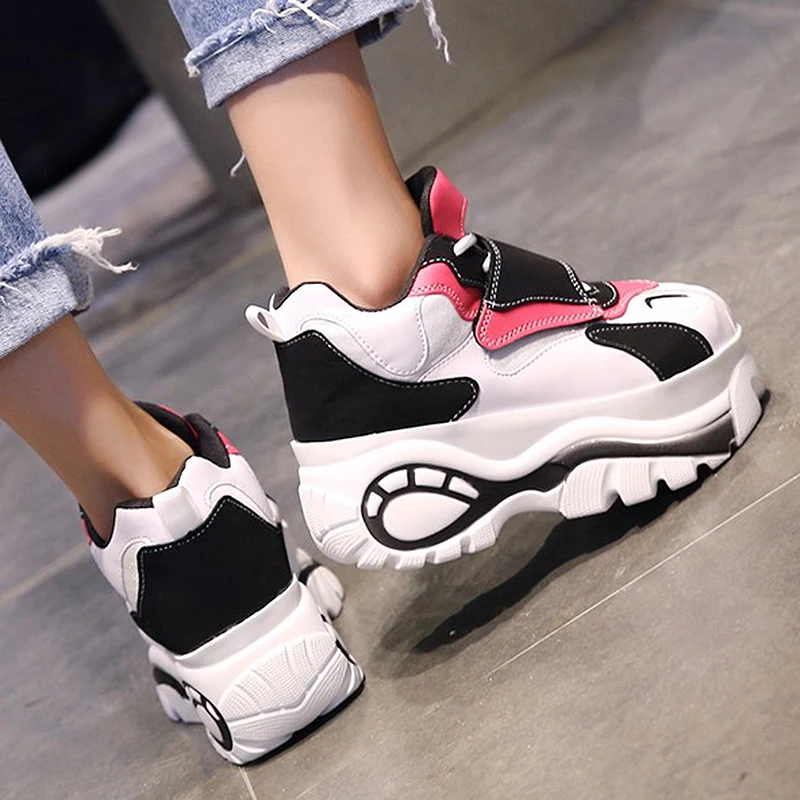 PU Women Shoes Wedges Sneakers Flats Wheel Bottom Woman Creepers Chunky Casual Shoes Increasing Heel Zapatos Mujer Flat Platform
PU Women Shoes Wedges Sneakers Flats Wheel Bottom Woman Creepers Chunky Casual Shoes Increasing Heel Zapatos Mujer Flat Platform