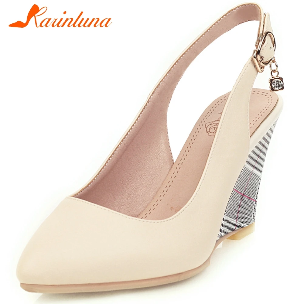 Karinluna New Fashion 2020 Large Size 43 Pointed Toe Elegant Sandals Woman Shoes Buckle Strap Wedge Heels Summer Shoes Women
Karinluna New Fashion 2020 Large Size 43 Pointed Toe Elegant Sandals Woman Shoes Buckle Strap Wedge Heels Summer Shoes Women