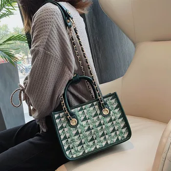Chain New Tote Fashion Women Bag Crossbody Plaid Wool Ladies Handbag Messenger Female Shoulder Bag Luxury Handbag Designer Brand
Chain New Tote Fashion Women Bag Crossbody Plaid Wool Ladies Handbag Messenger Female Shoulder Bag Luxury Handbag Designer Brand